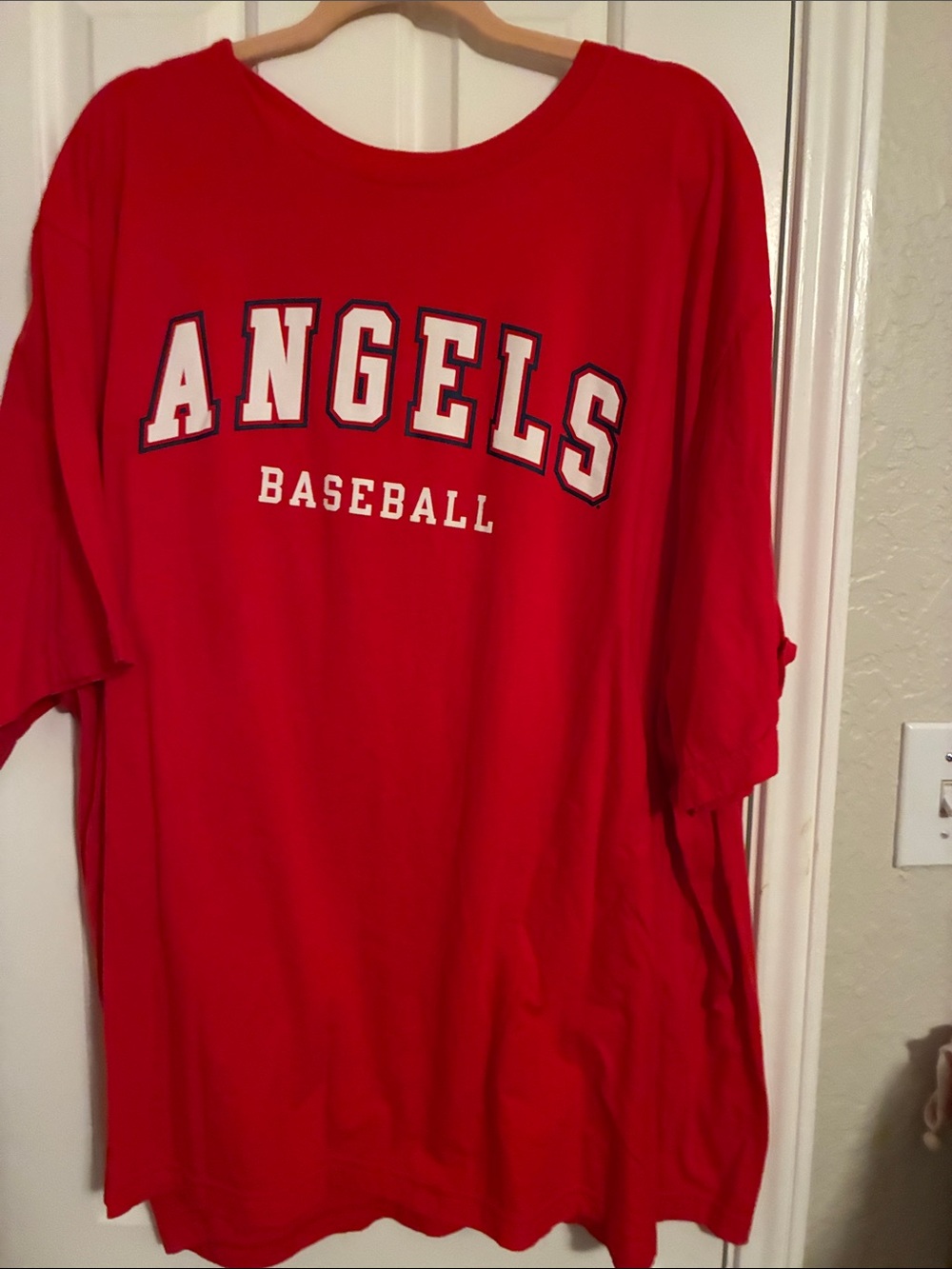 Fanatics Red Logo Crewneck Tee